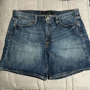 Calvin Klein Denim Shorts- Vintage 90’s!